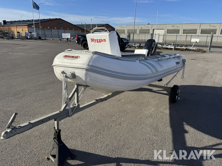 Båt Suzumar 320 Mercury 15 HK 1997