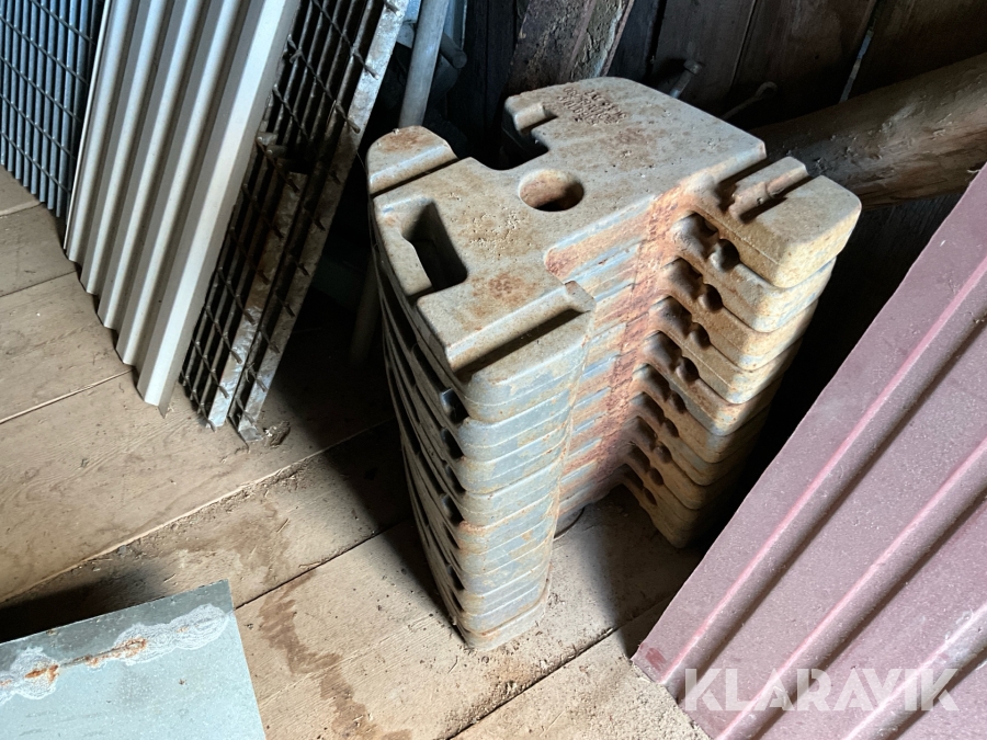 Traktor New Holland 8560