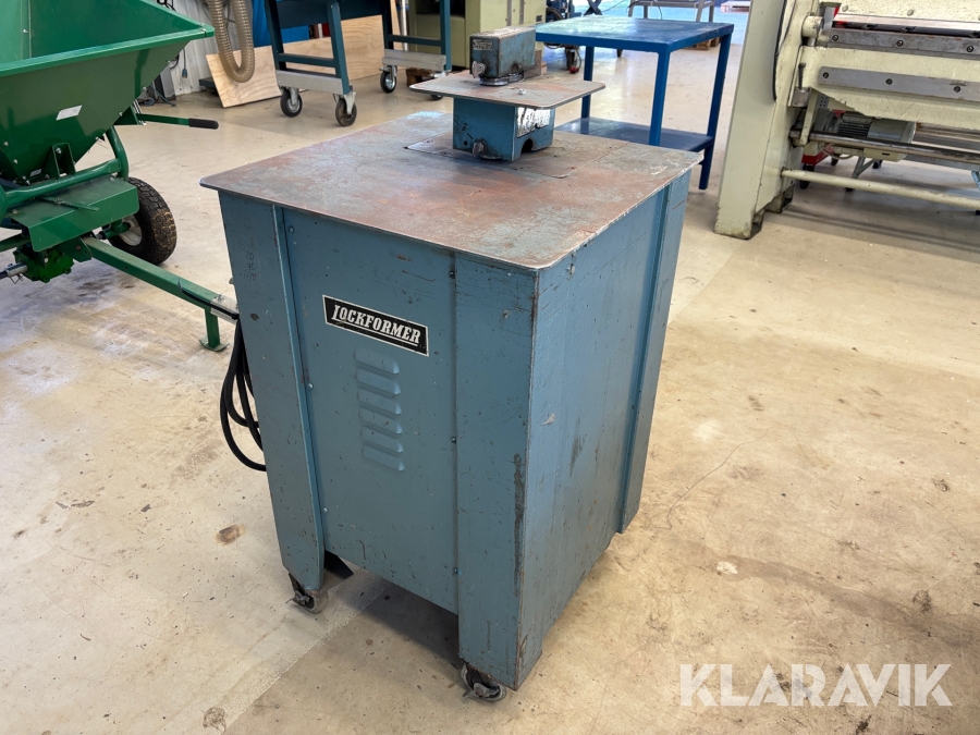 Lågfals Lockformer