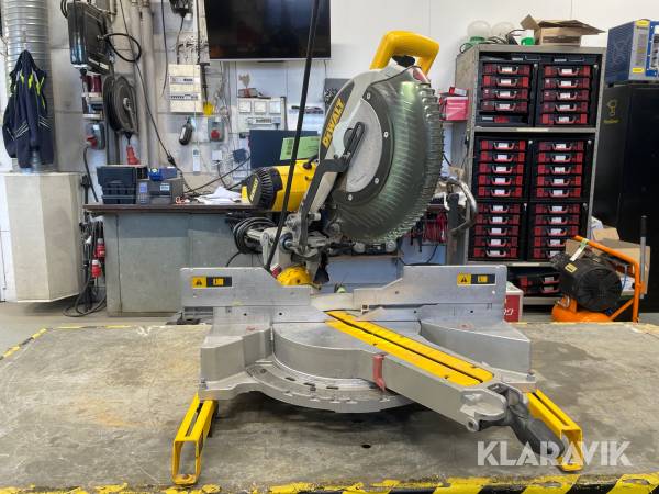 Kap&geringsåg Dewalt DWS780-QS