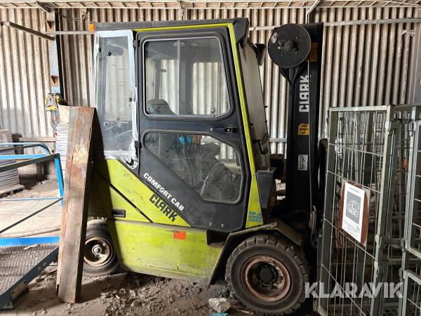 Gaffeltruck Clark GPM25C