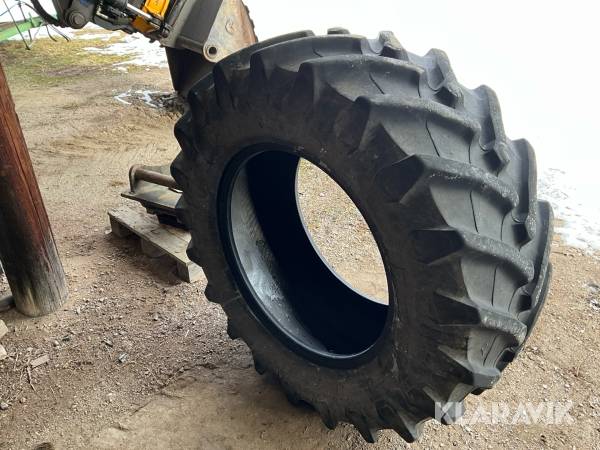Traktordäck Trelleborg 480/65R28