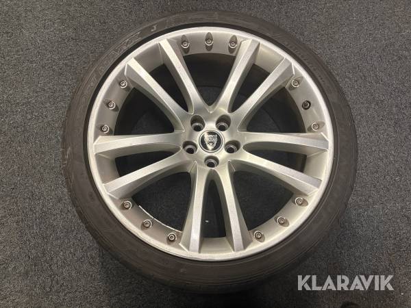 Däck till Jaguar Dunlop 285/30ZR20 4st