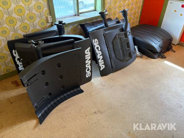 Komplett set med bakskärmar Scania