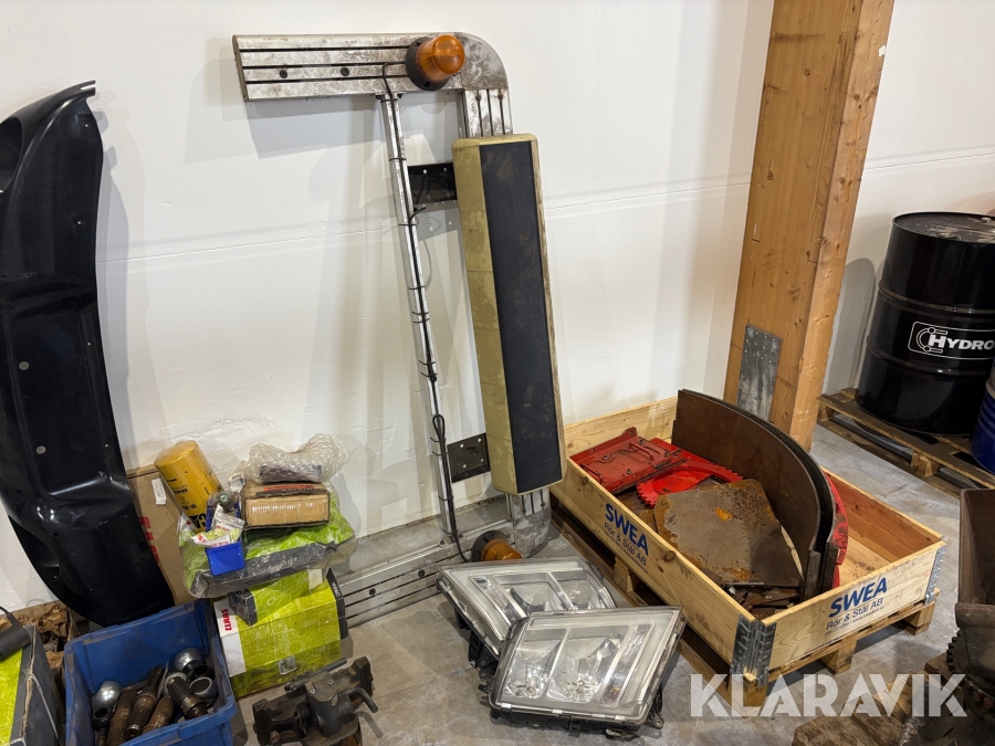 Strålkastare & takbåge till Volvo FH