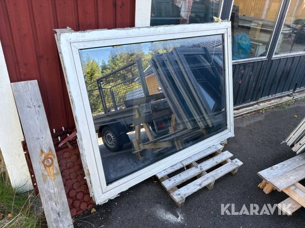 Aluminiumfönster Färgat glas 1580x1140