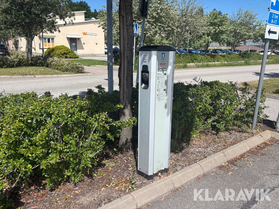 Laddningsstationer Garo LS4 med totalt 40 laddplatser