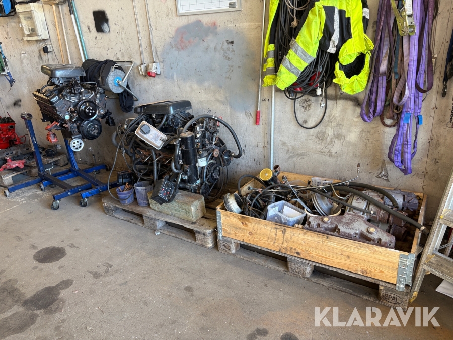 Båtmotor Volvo Penta 5.7 GSIC 2st & tillbehör