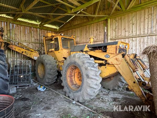 Traktorgrävare Hymas 2004 / 474 midjestyrd med 4skopor