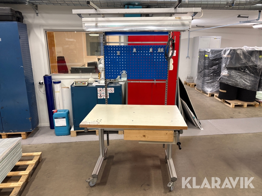 Monteringsbord på hjul höj/sänkbart