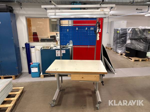 Monteringsbord på hjul höj/sänkbart
