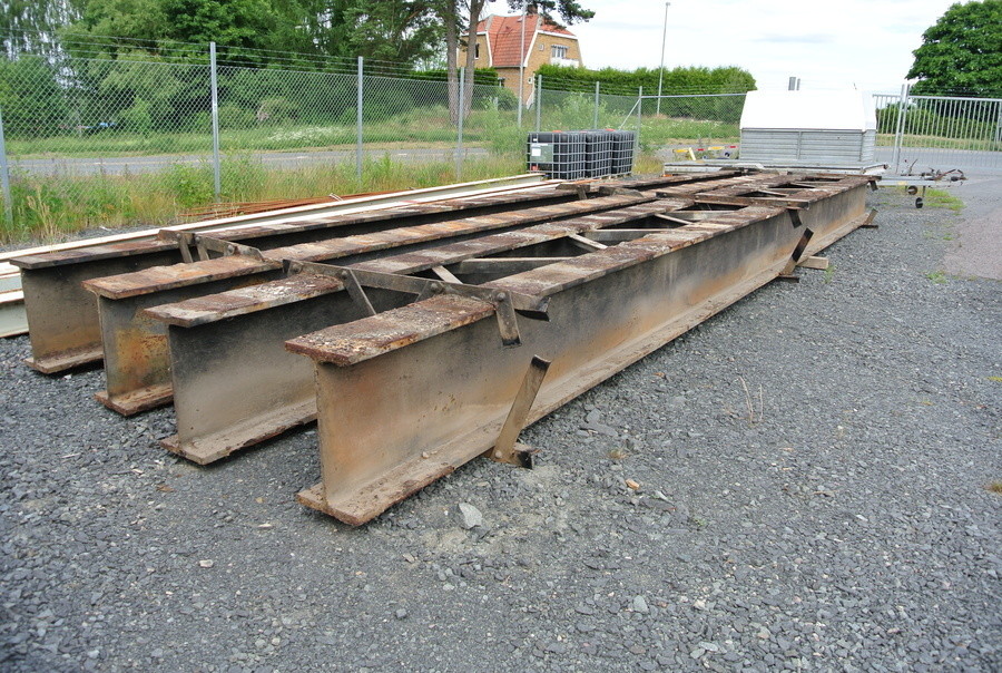 4 st Stålbalkar / brobalkar typ HEB