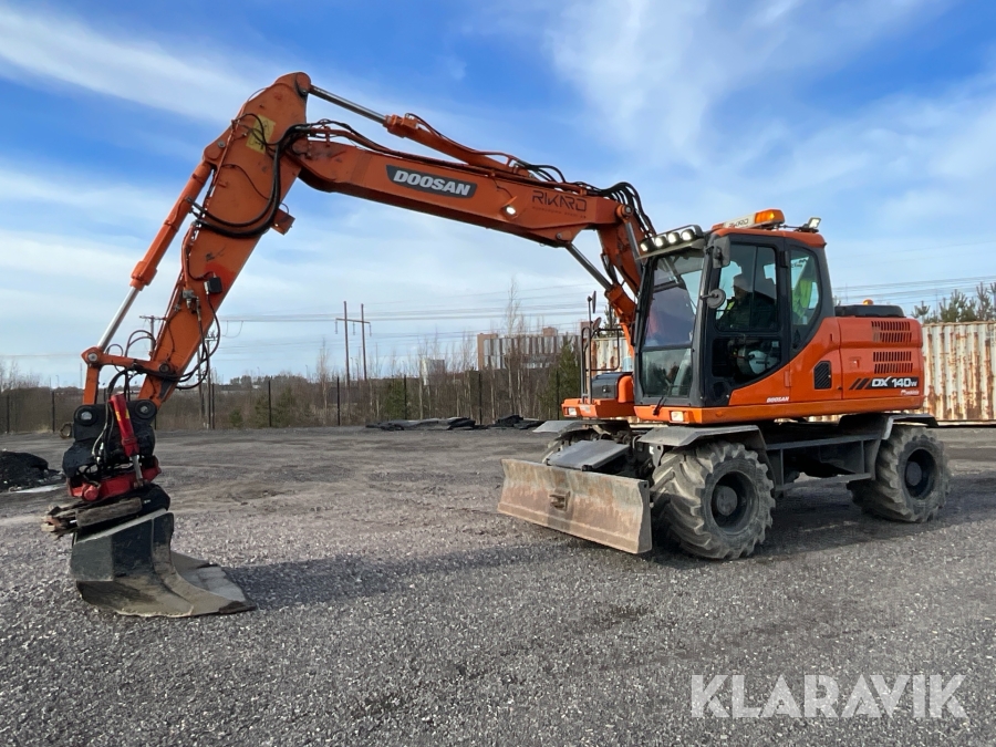 Grävmaskin Doosan DX140W-3