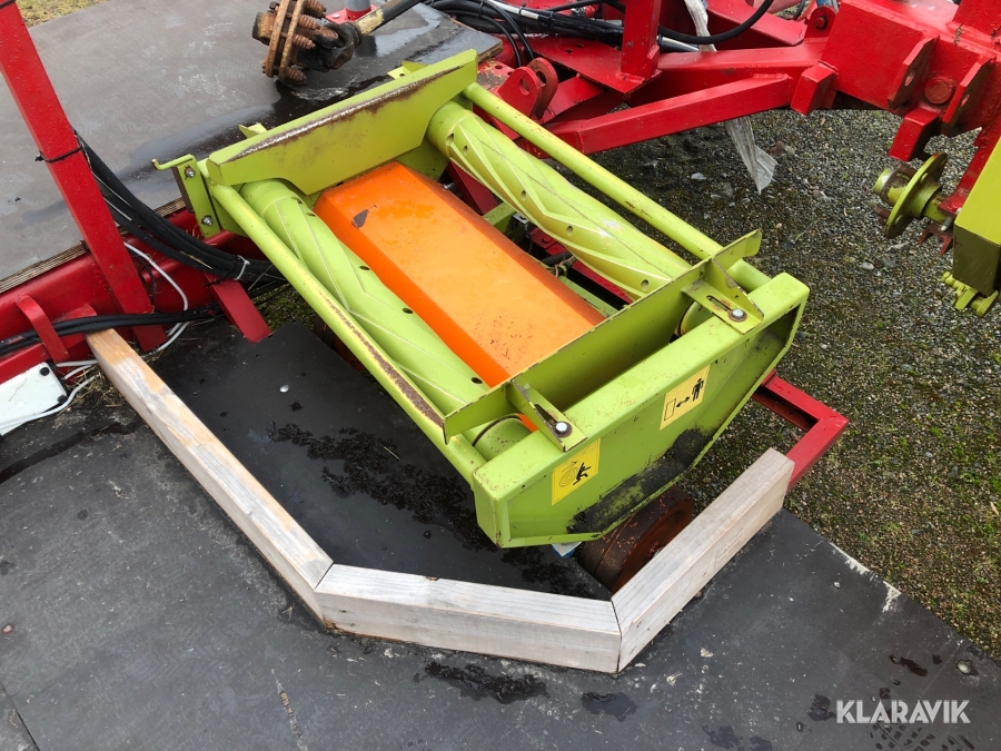 Minirundbalspress Wolagri R500 med plastare