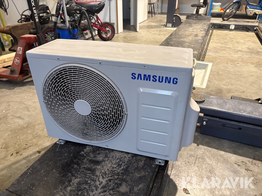 Luftvärmepump Samsung AR12TXFZBWKX