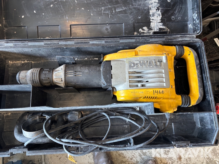 Bilningsmaskin Dewalt D25901 SDS Max