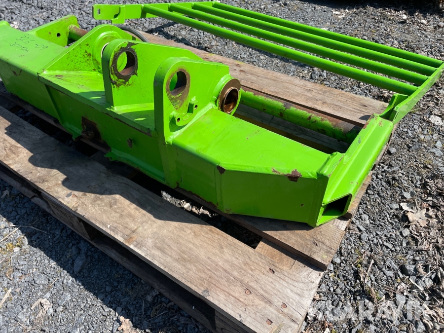 Hydrauliskt Redskapsfäste Merlo, Karlshamn, Klaravik auktion