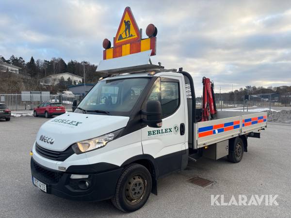 Flakbil med kran Iveco Daily 35-160 Automat