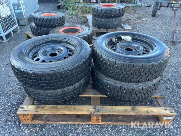 Däck & fälg Michelin 195/65R15 4st