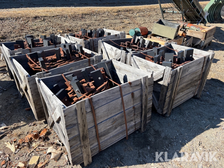 Matarkedjor med pressklossar för sågverk