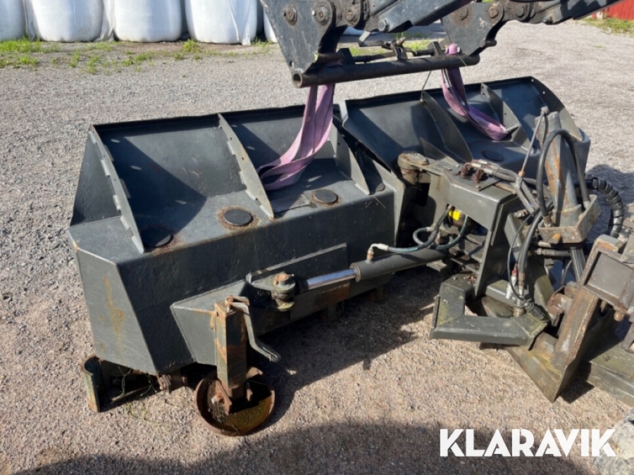 Snöblad Holms KHV-2,8 med bom
