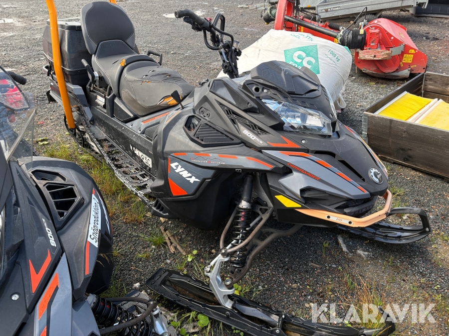 Snöskoter Lynx Commander 900 ACE