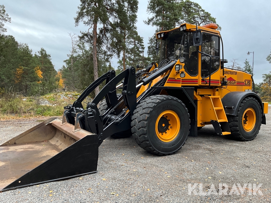 Hjullastare Ljungby Maskin L15 med tillbehör