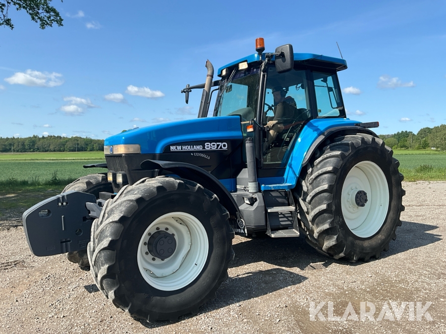 Traktor New Holland 8970