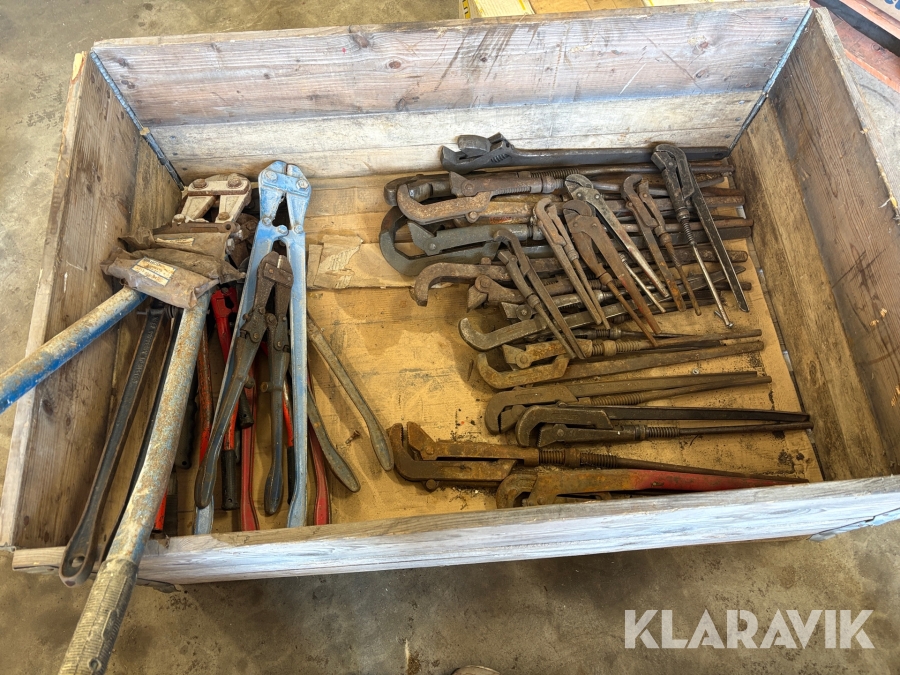 Diverse  rörtänger och bultsaxar 1st pall