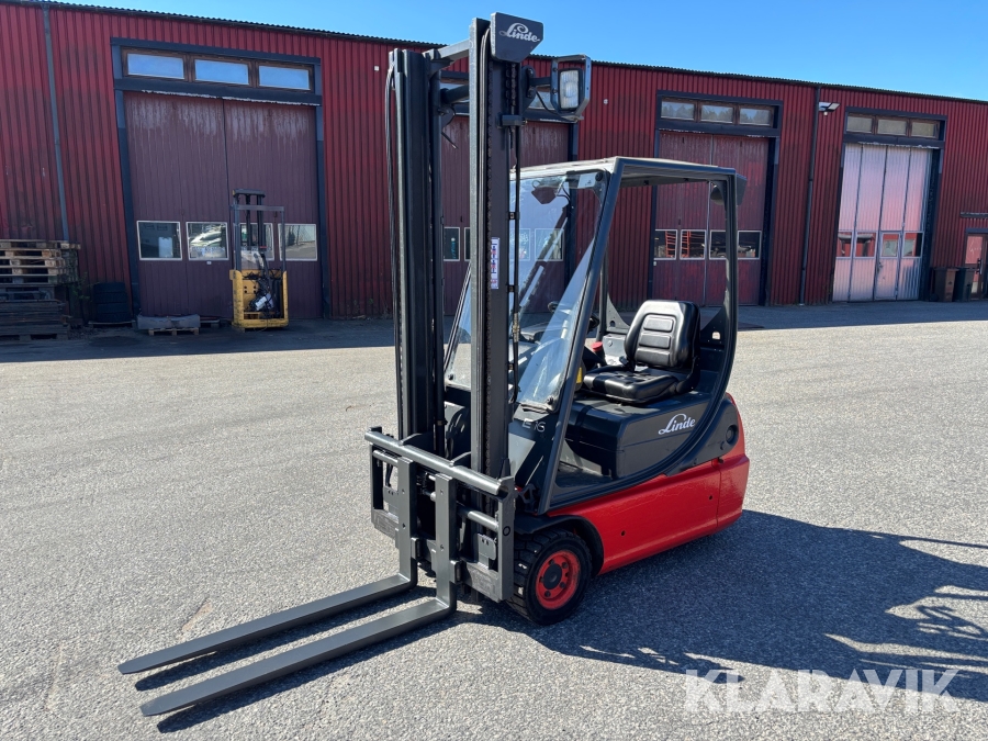 Motviktstruck Linde E16C-02