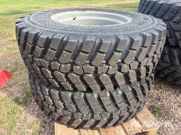 Kompletta dubbande klackdäck Alliance Mulitiuse 550 360/80R24 och 440/80R34 4 st