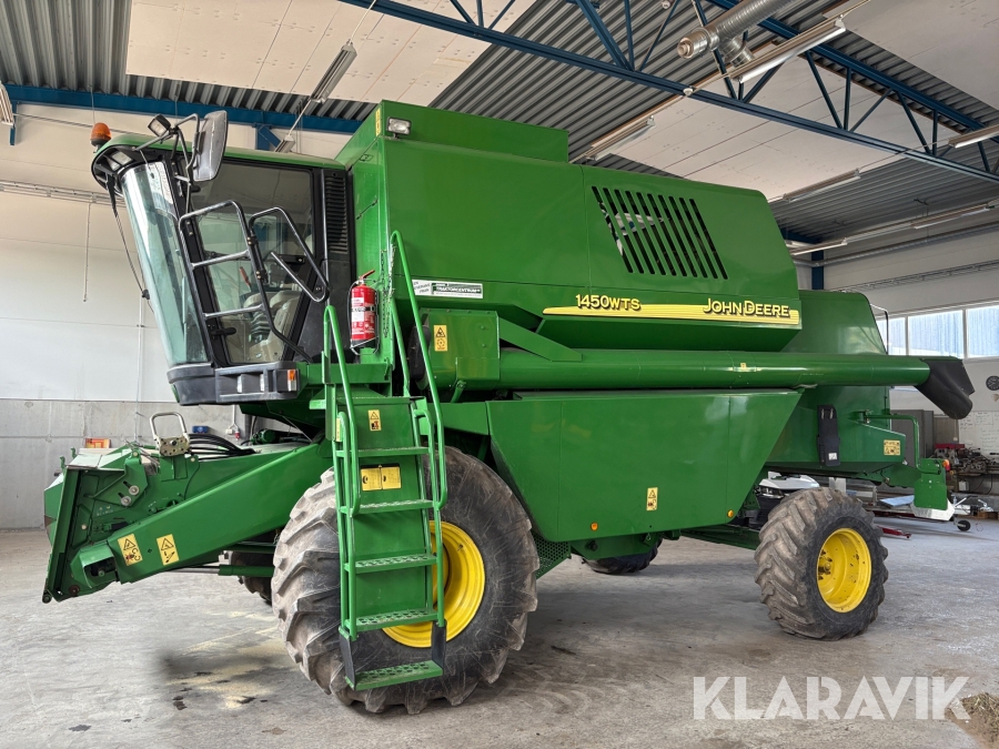 Skördetröska John Deere 1450WTS med 18 fots skärbord