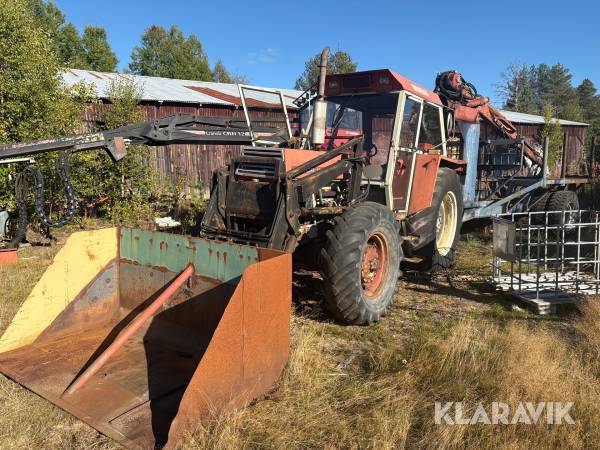 Traktor Zetor Crystal 8045 Super 4WD med lastare och timmervagn