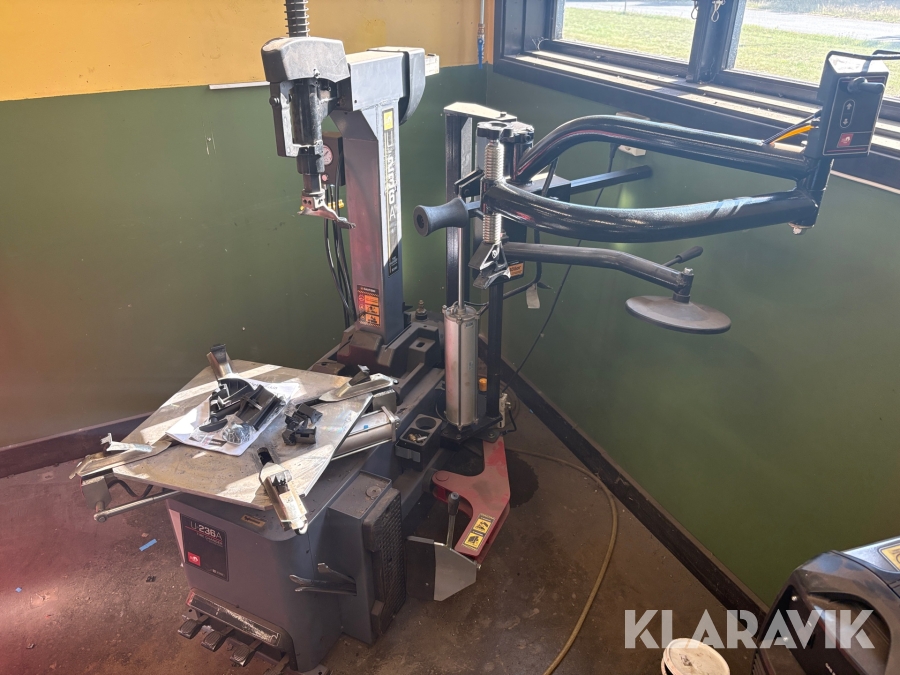 Däckmonteringsmaskin Pela U-236A Tore changer