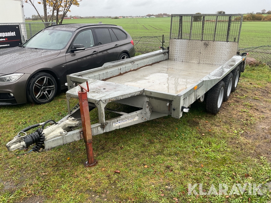 Maskinsläp Ifor Williams 3-axl