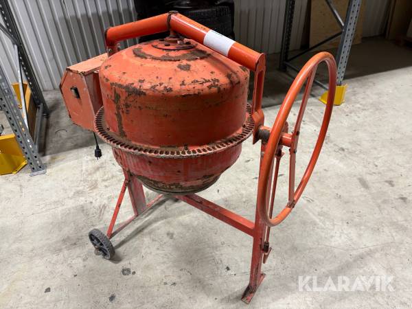 Betongblandare Guy Noel 140 liter