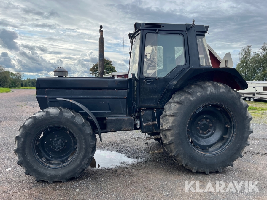 Traktor Case IH 1255 XL