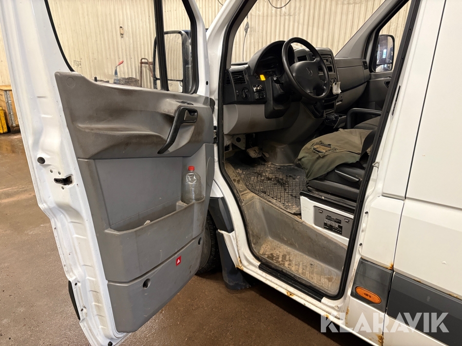 Servicebuss Mercedes-Benz Sprinter 316 CDI verkstadsinredd