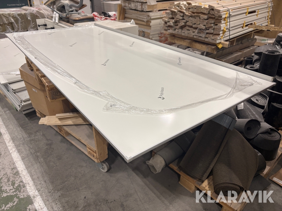 Whiteboard 2705x1205 1st