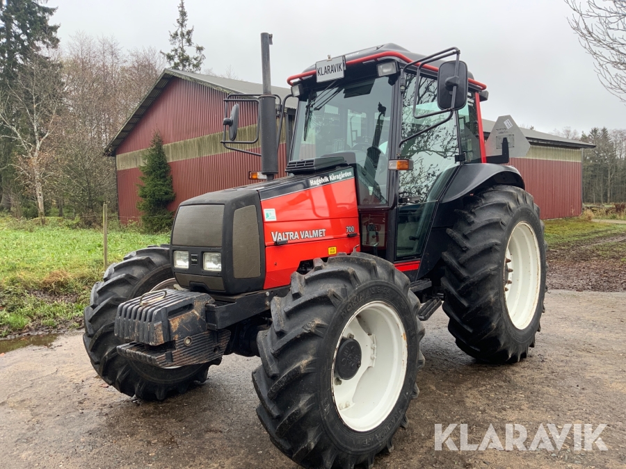 Traktor Valtra Valmet 700