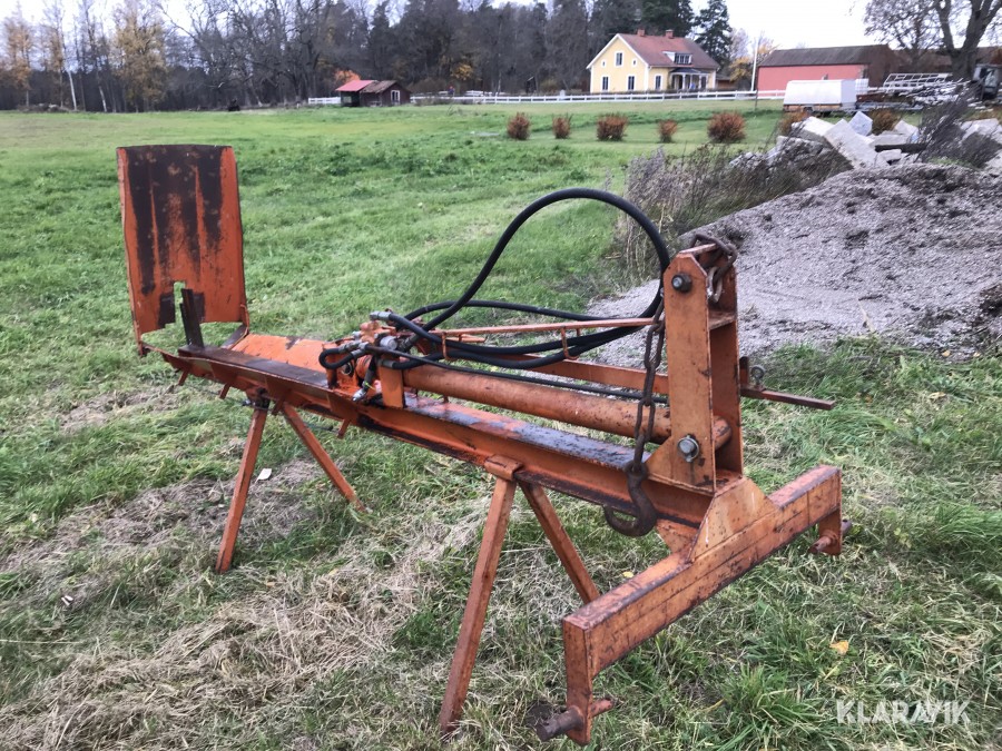Hydraulisk vedklyv till traktor