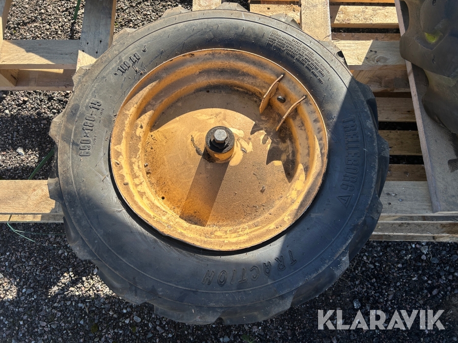 Lantbruksdäck Trelleborg 690x180-15 Väderstad Såmaskin