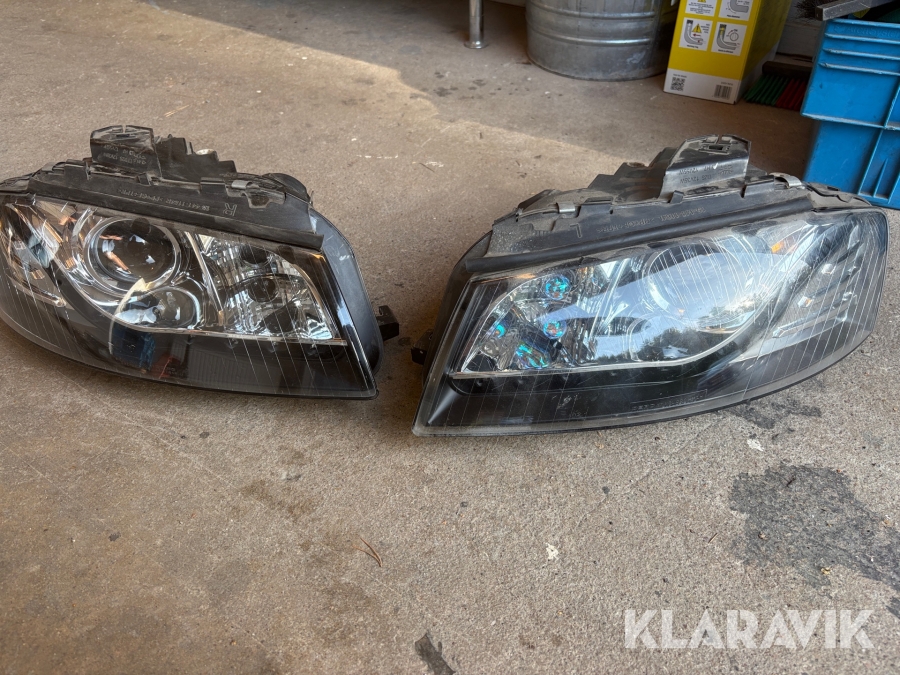Frontlysen halogen Audi A3