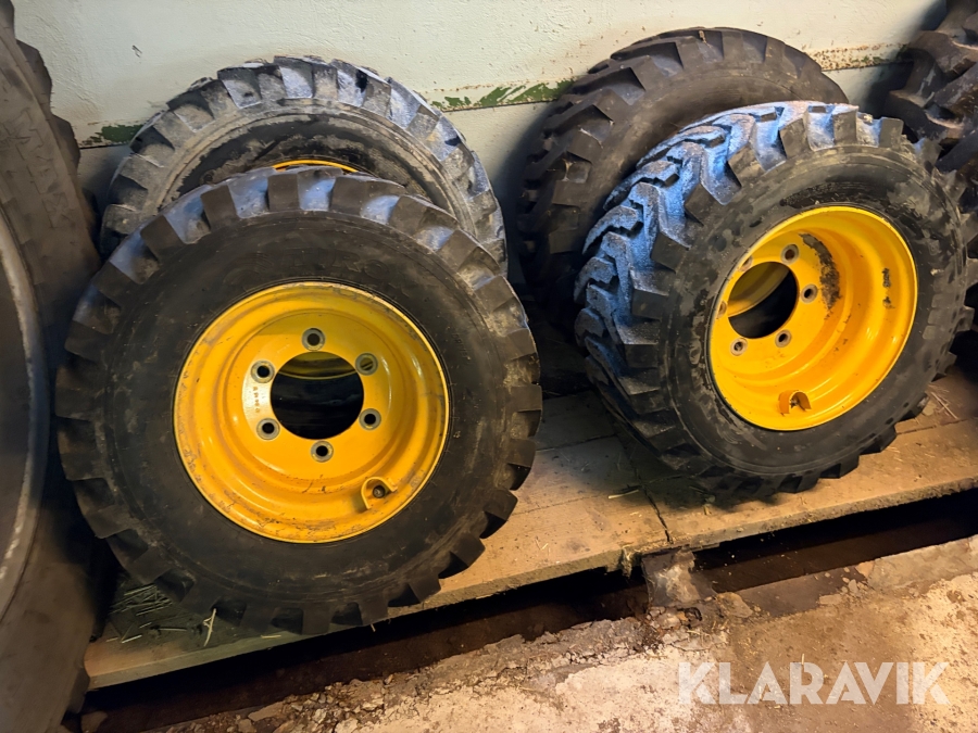 Däck med fälg Trion 12-16,5 4st