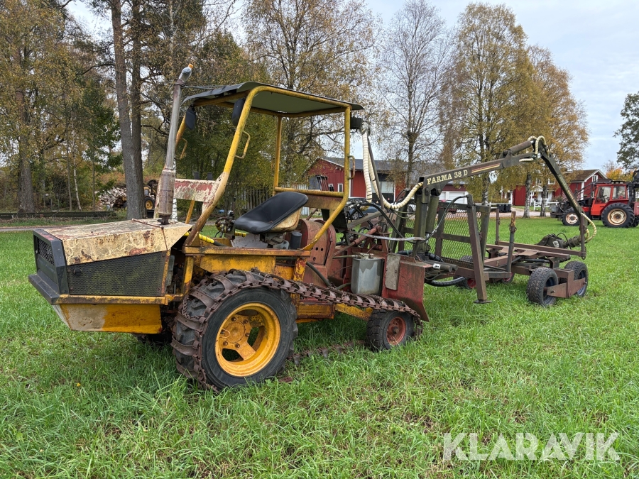 Lunnare Krabat 232 med Skogskärra och Farma kran
