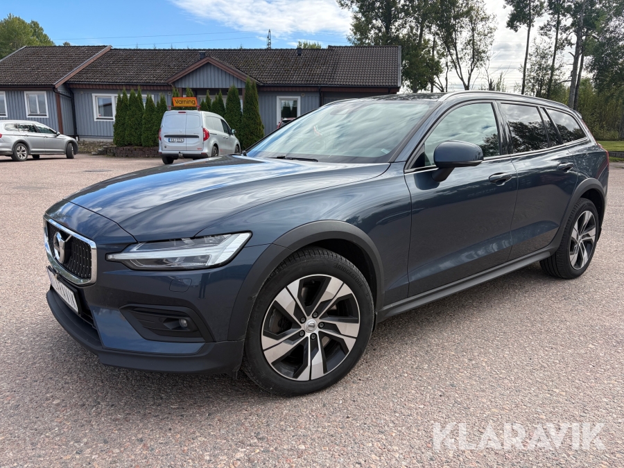 Volvo V60 Cross Country B4 AWD