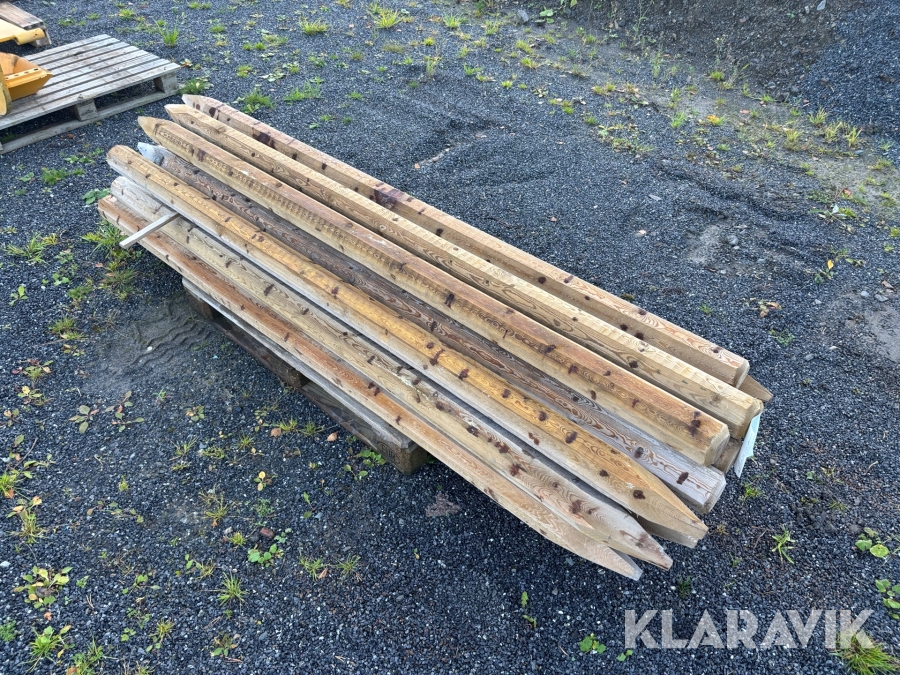 Impregnerade stolpar 2500x100mm 21st