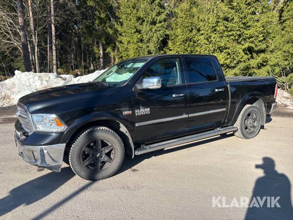 Pickup Dodge Ram 1500 Laramine Hemi 5.7 V8