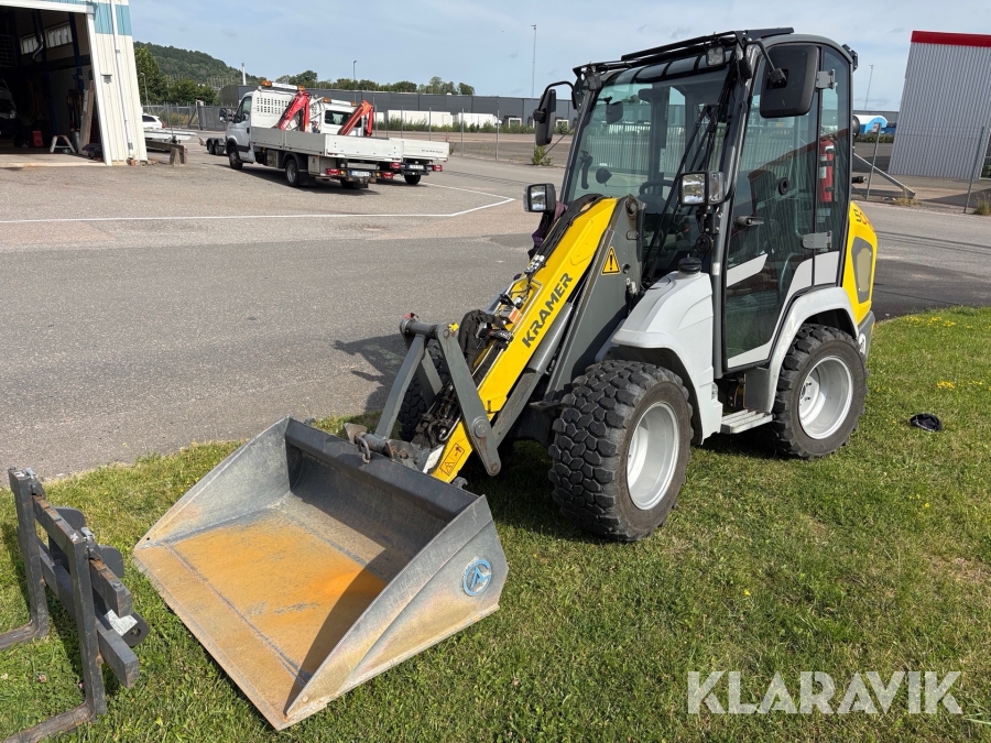 Kompaktlastare Kramer 5040 med 10st redskap