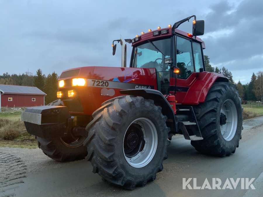 Traktor Case IH Magnum PRO 7220-4